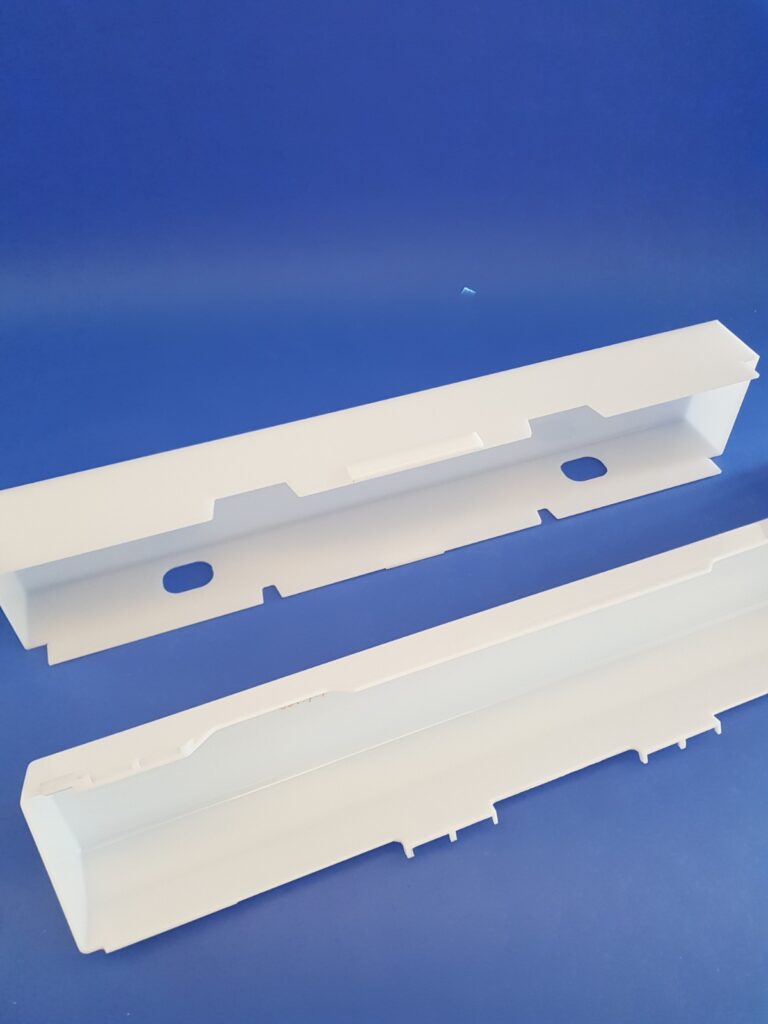 leuchtenabdeckungen-schneider-eco-75-fl-4-768x1024