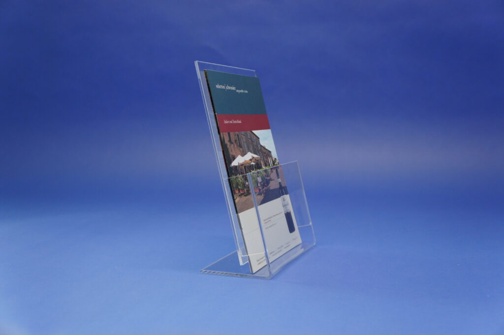 prospekthalter-a4-3-1024x681