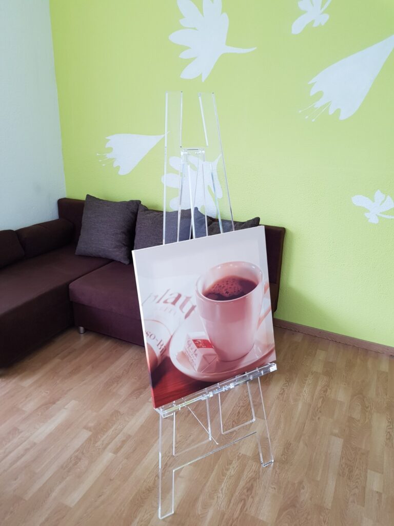 staffelei-5-768x1024