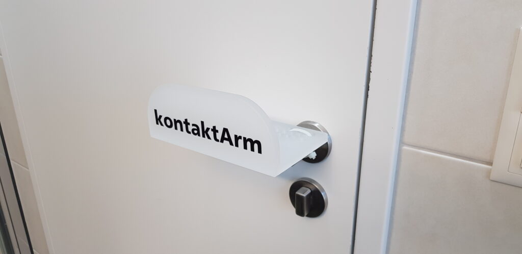 tueroeffner-kontaktarm-2-1024x498