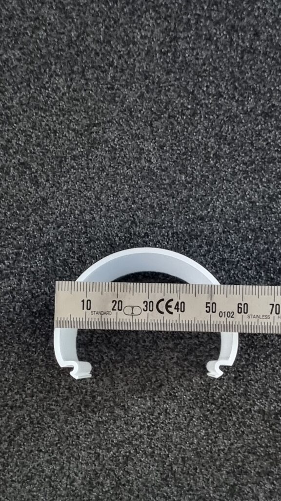 leuchtenabdeckung-schneider-ronplus-60-fl-573-3-576x1024